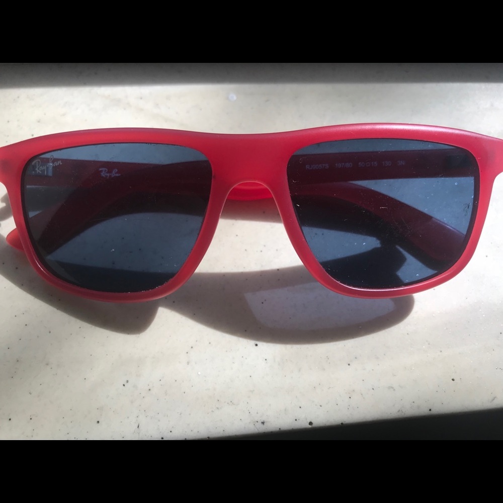 Girls Authentic Ray Ban Sunglasses